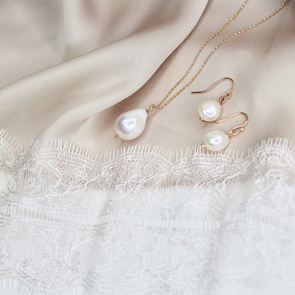 Baroque Pearl Pendant