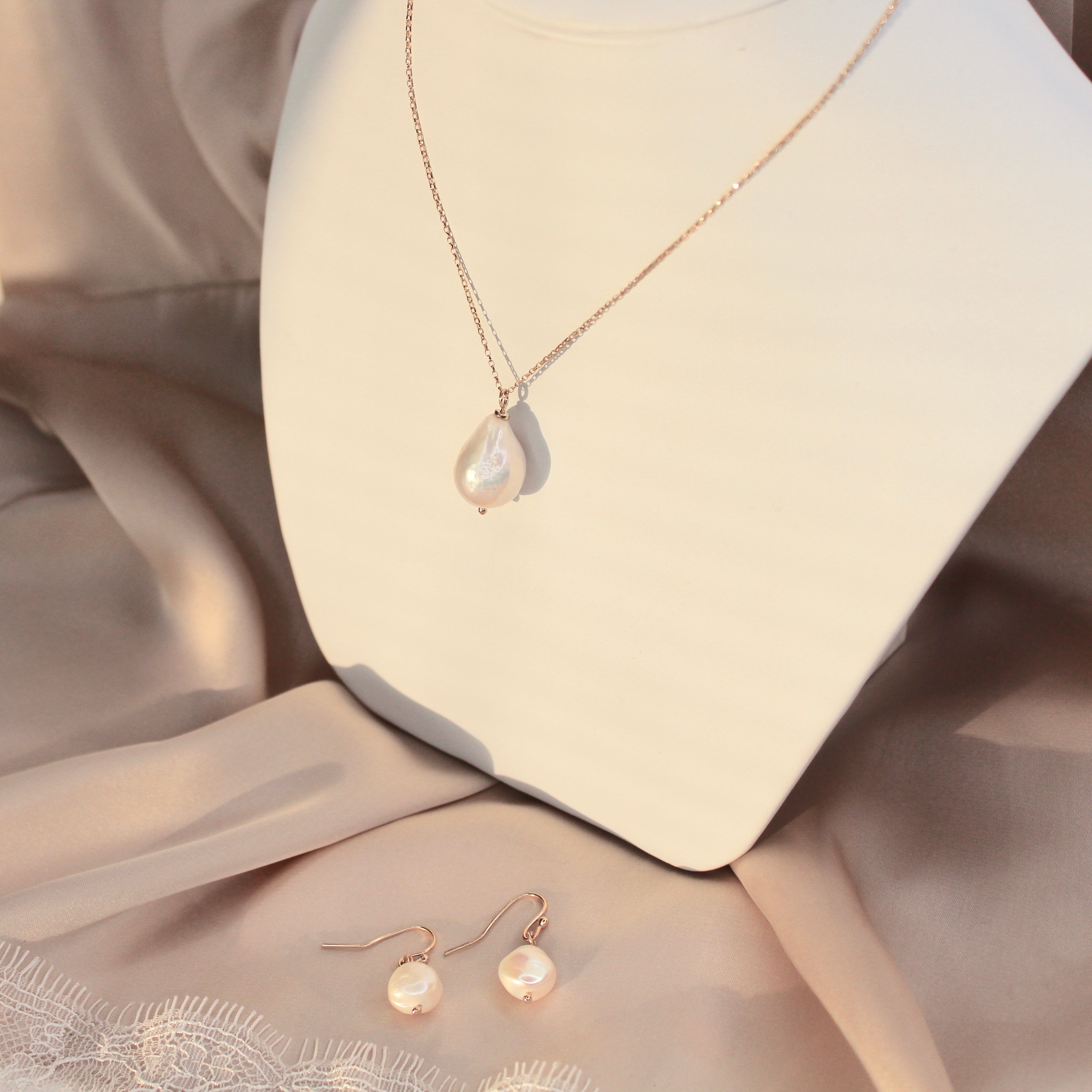 Baroque Pearl Earrings