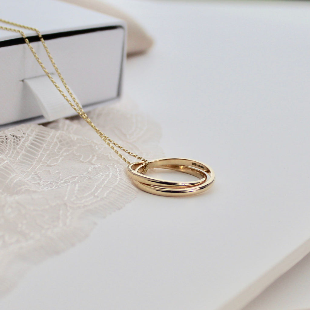 Russian Wedding Ring Pendant 9ct Gold