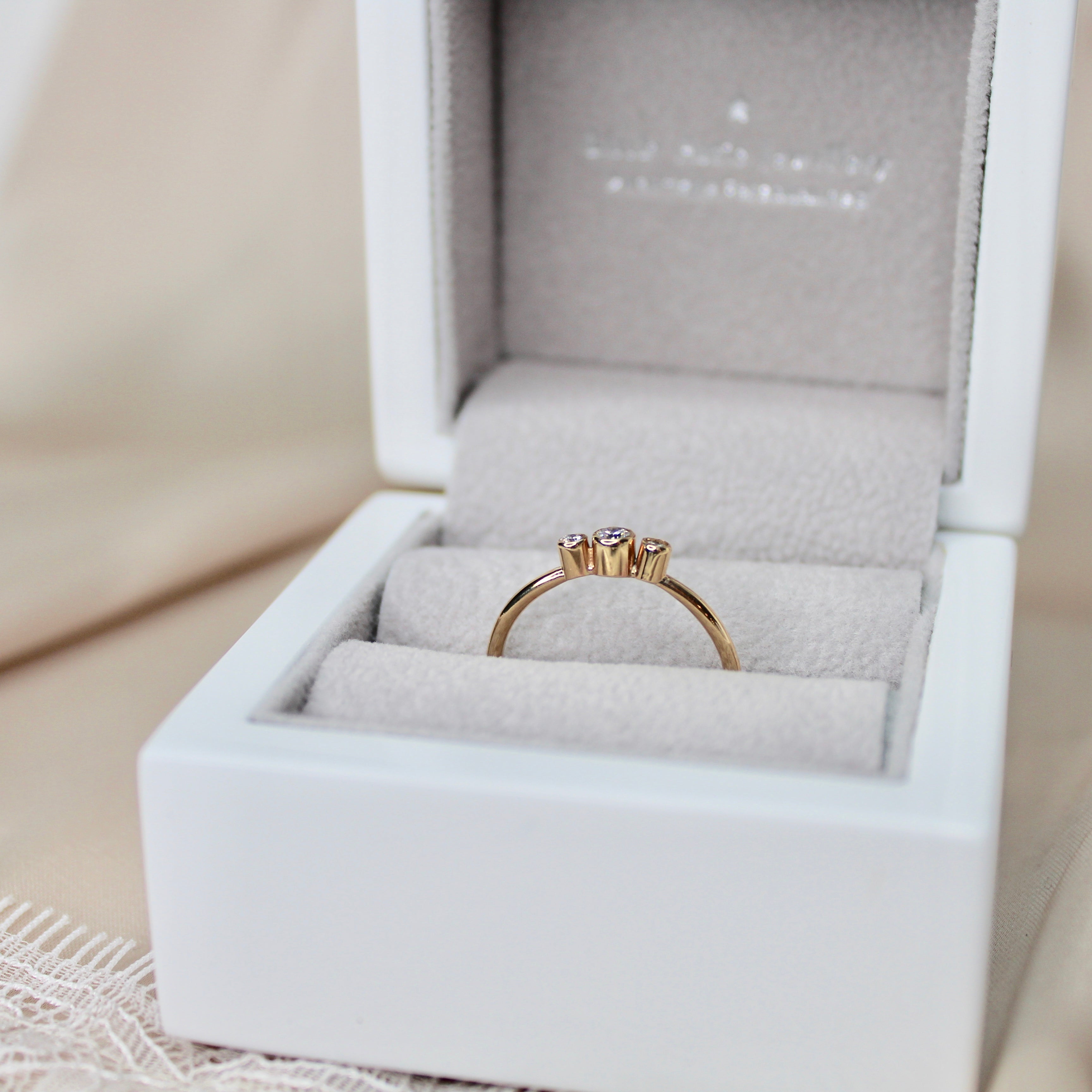 Sunbeam Ring Diamond & 9ct Gold