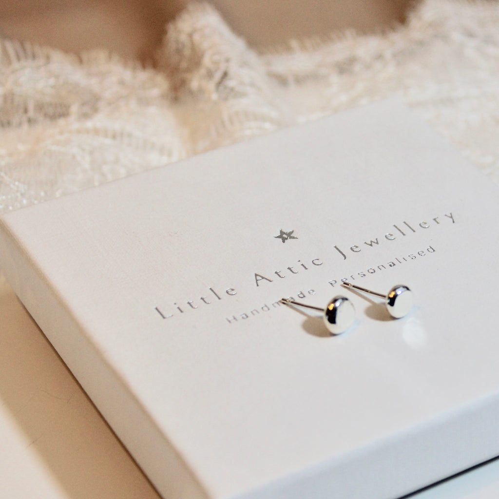 Fluere Nugget Studs