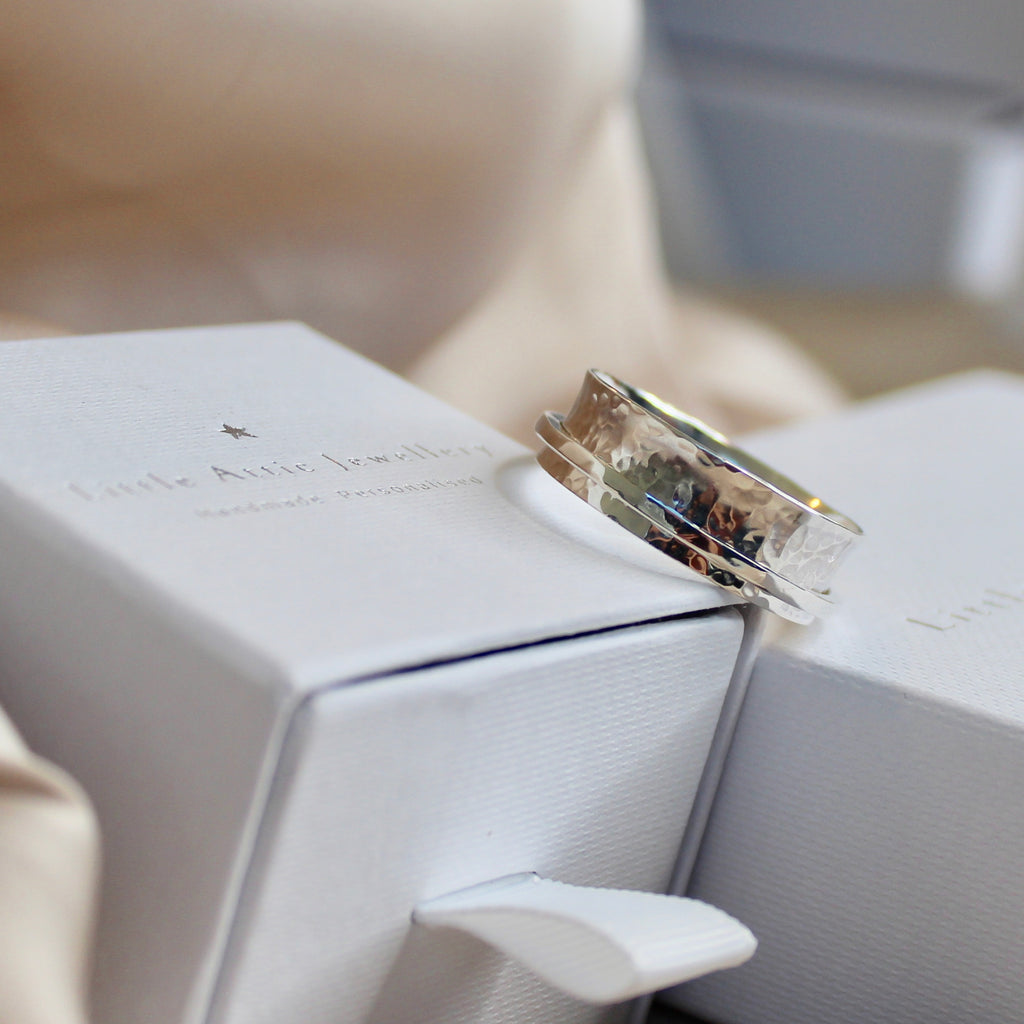 Serenity Ring (Narrow)